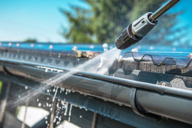 Best Roof Power Washing Services  in Masontown, PA