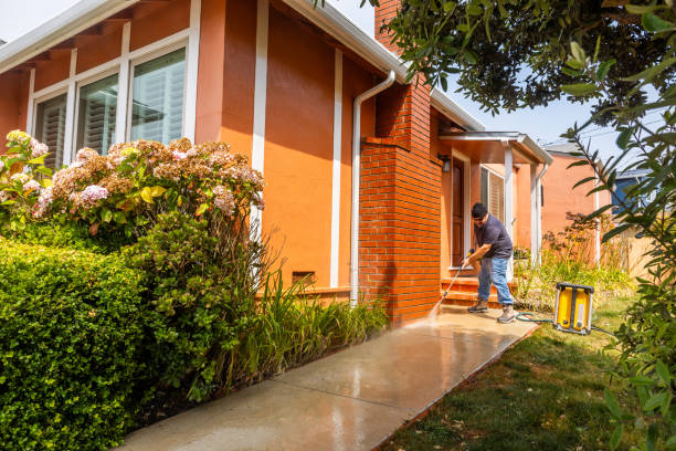 Best Pressure Washing Contractors  in Masontown, PA